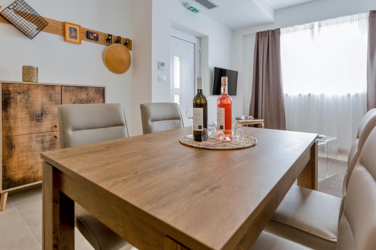 Apartments Ivica Omiš Eksteriør bilde